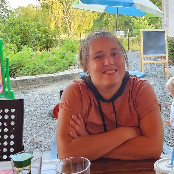 Meet your Posher, Breaun - Picture 1 of 2